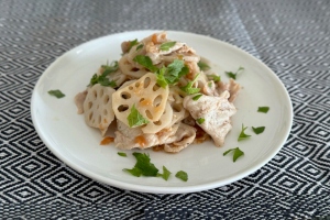 豚肉と蓮根の梅だし和え