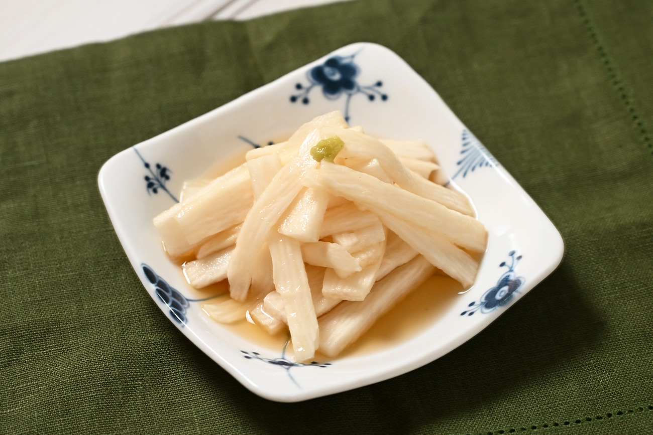 出汁香る長芋のわさび漬け